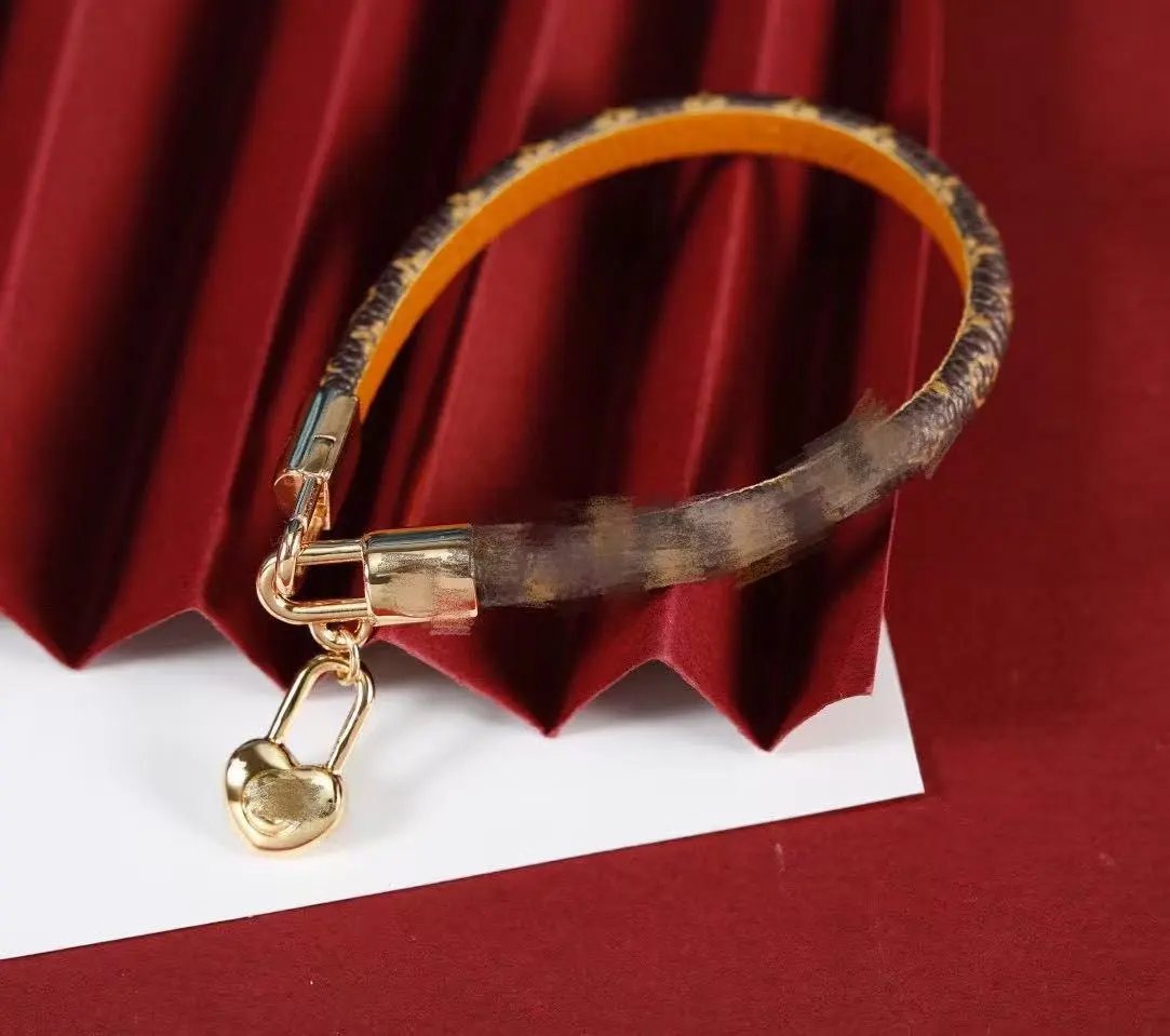 Louis Vuitton Jewelry Leather Cord Logo Plate Bracelet — Style 14