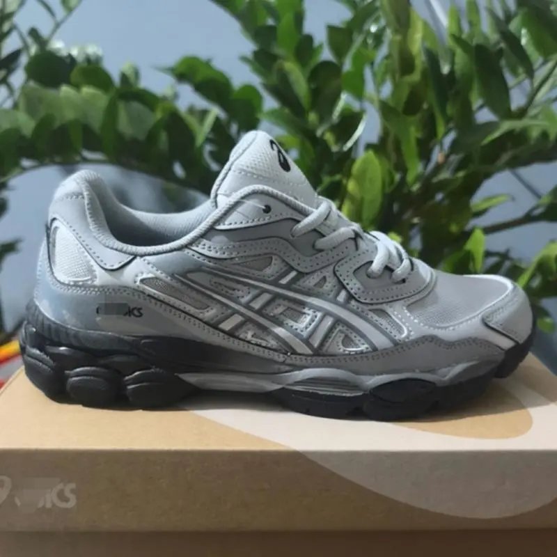 Tech Silver Grey