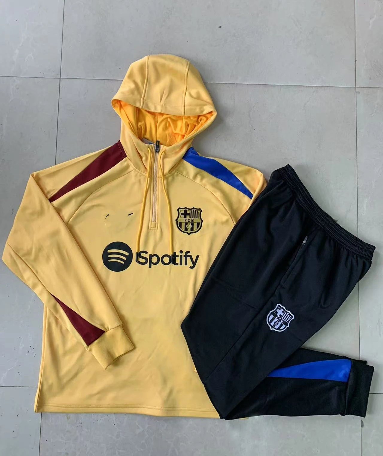 2425 Half-Zip Hoodie Barcelona Earth Yellow-Barcelona