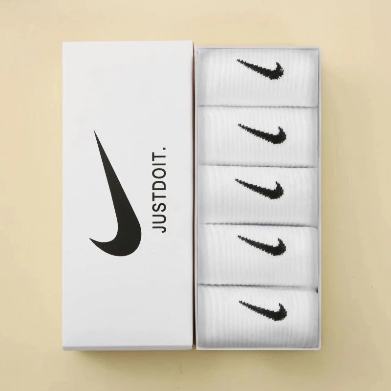 N * * E socks