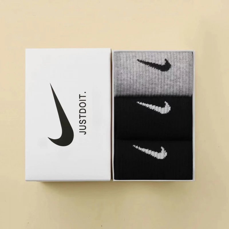 3 pairs [Black+Black+Grey]