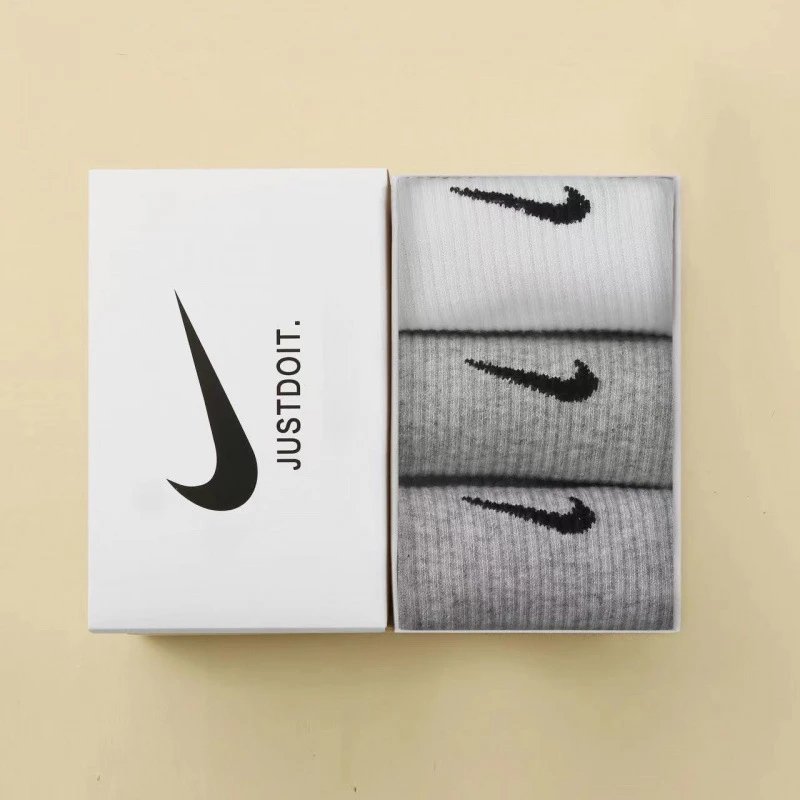 3 pairs [gray+gray+white]