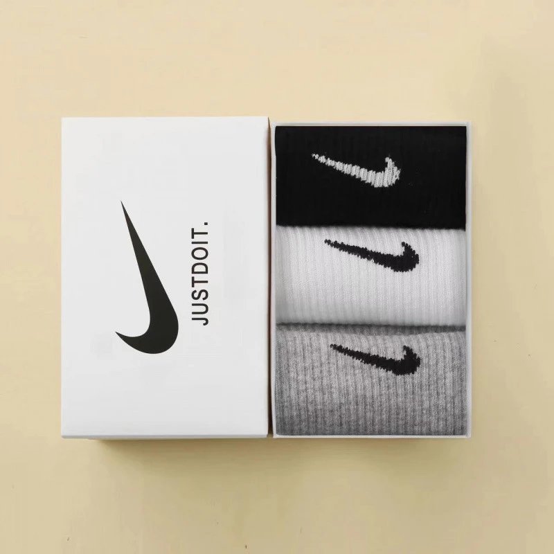 3 pairs [black+white+gray]