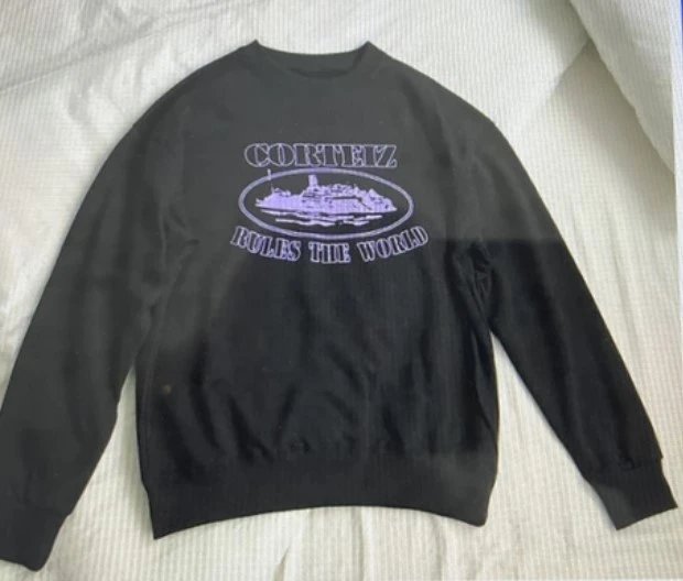 Round neck black cotton