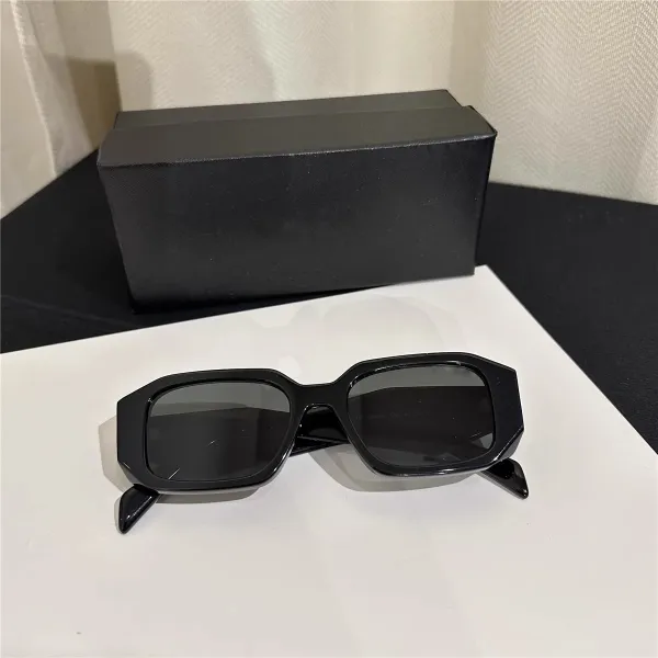 Design Oversized Geometric Frame Black Sunglasses - 1