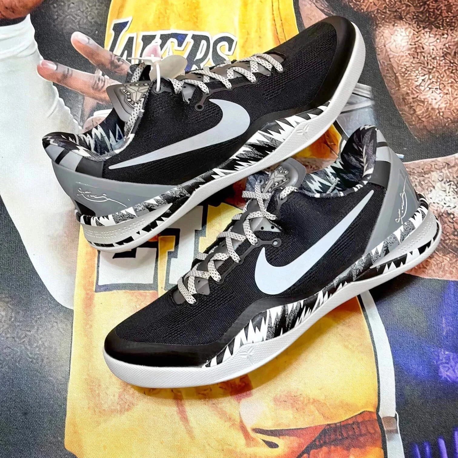 Nike Sneakers Kobe 4 Basketball Shoes — Kobe 8 Black and white