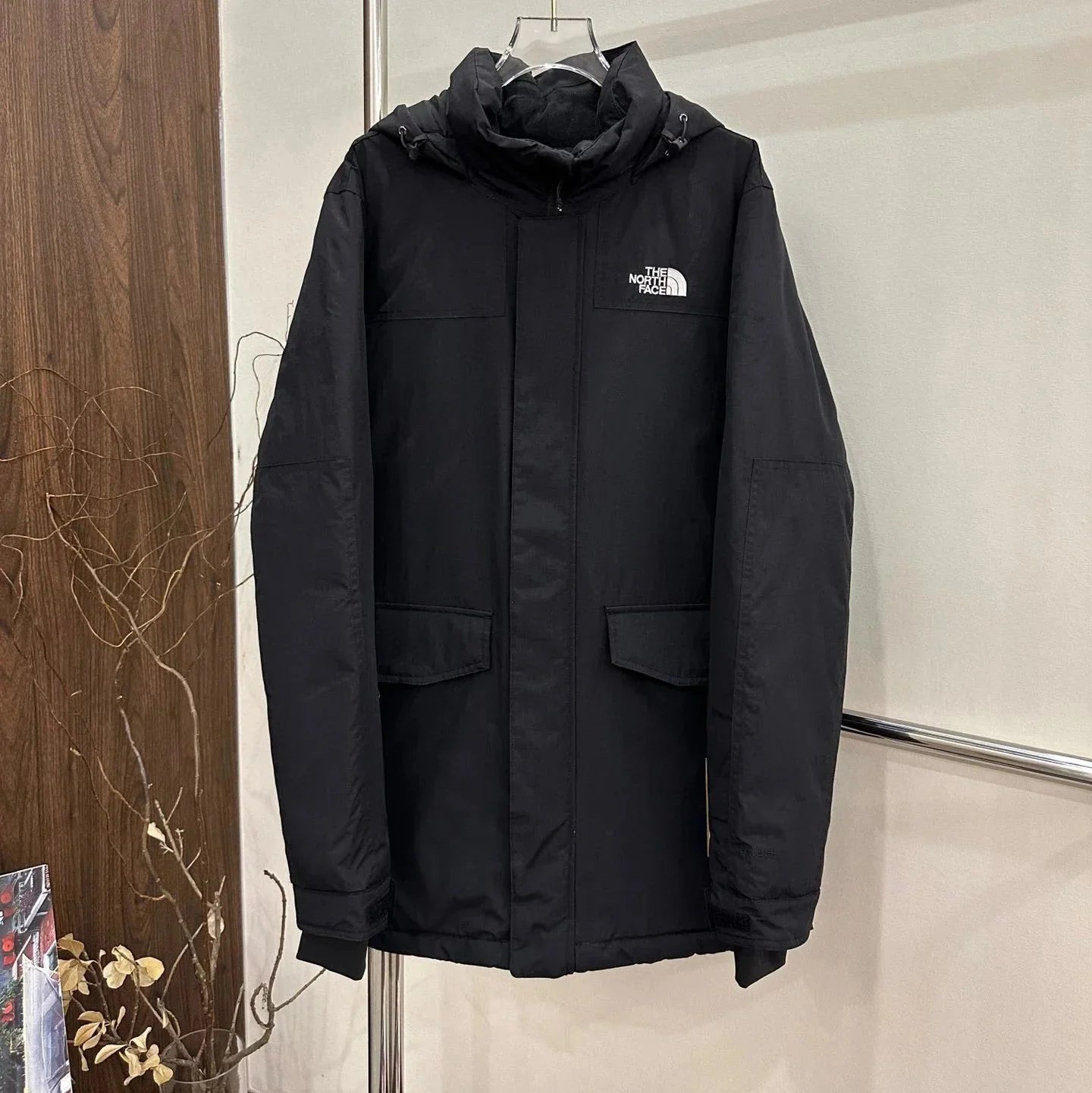 The North Face Down Jackets Hooded jacket with flap pockets — FW 23 north face black