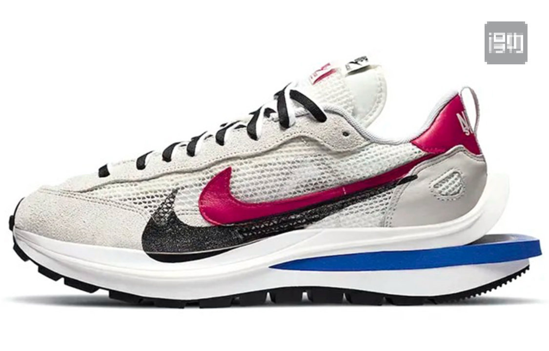 Nike Sneakers sacai LDWaffle double-Swoosh — catwalk 3.0 white red