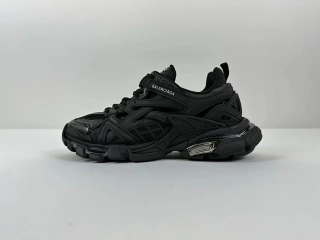 Balenciaga Sneakers Track 4.0 product detail image 3