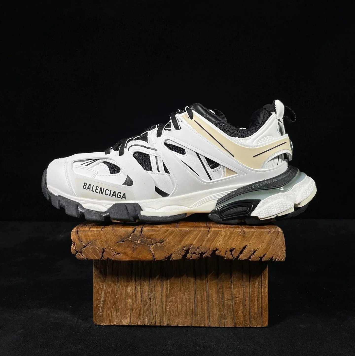 Balenciaga Sneakers Track 1.0 — Black and white