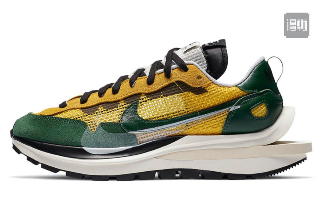 Nike Sneakers sacai LDWaffle double-Swoosh — catwalk 3.0 yellow and green