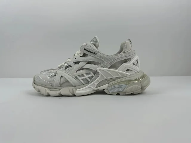 Balenciaga Sneakers Track 4.0 product detail image 4