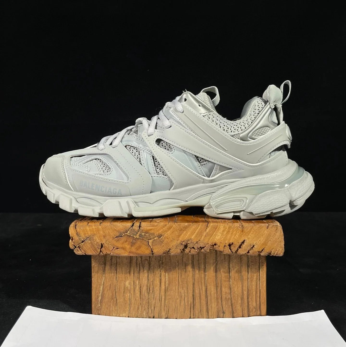 Balenciaga Sneakers Track 1.0 — Medium gray