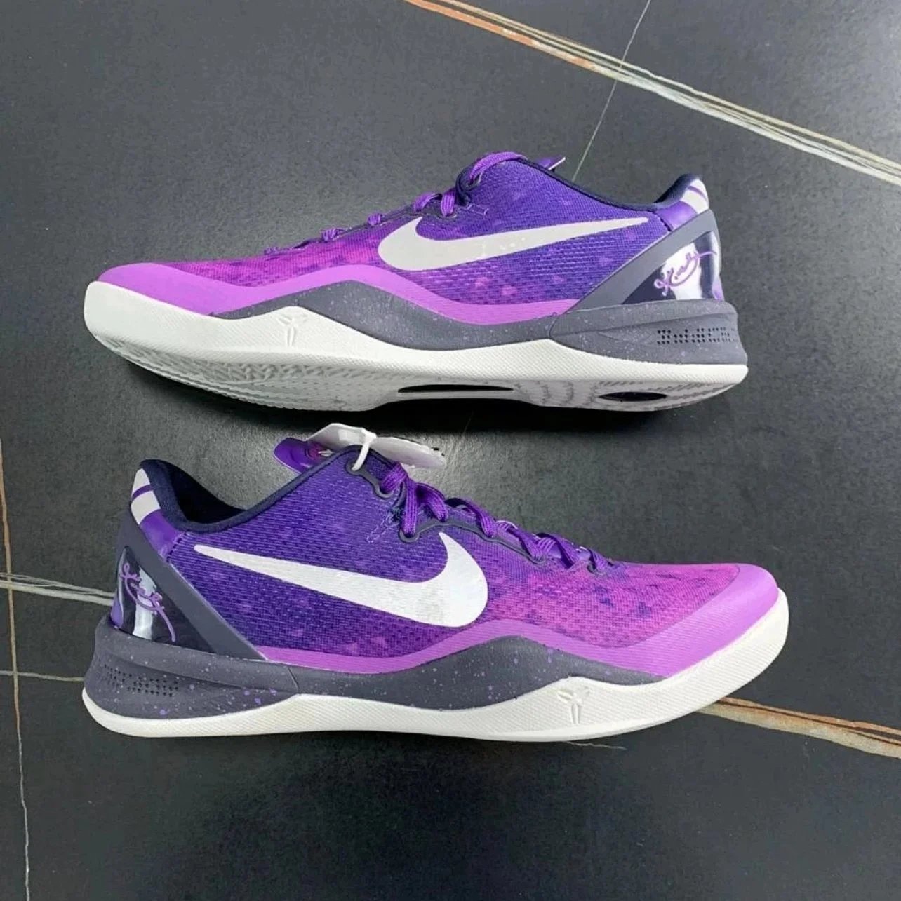 Nike Sneakers Kobe 4 Basketball Shoes — science 8 Gradient purple
