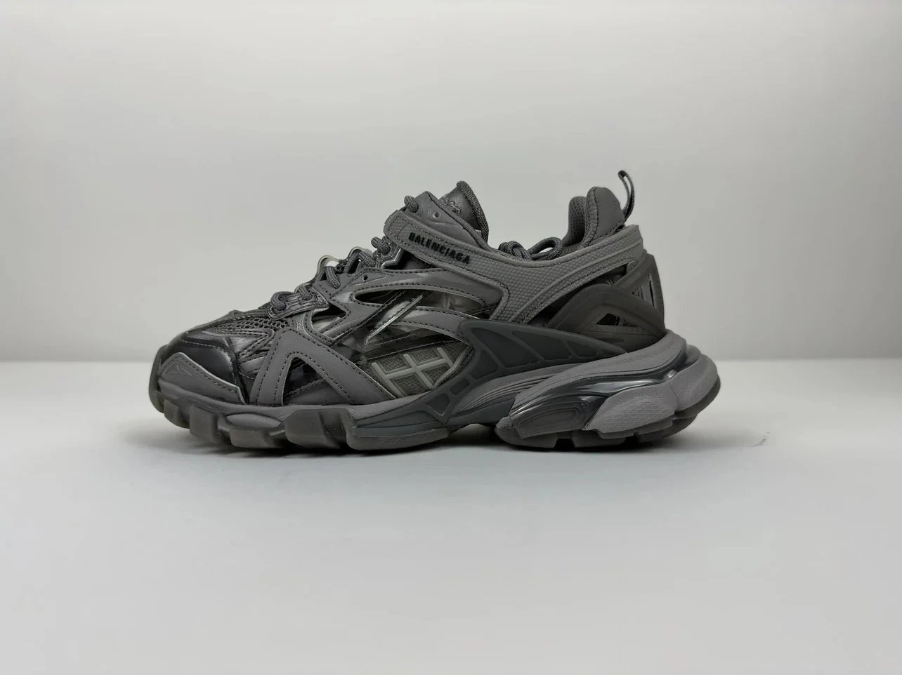 Balenciaga Sneakers Track 4.0 image 10