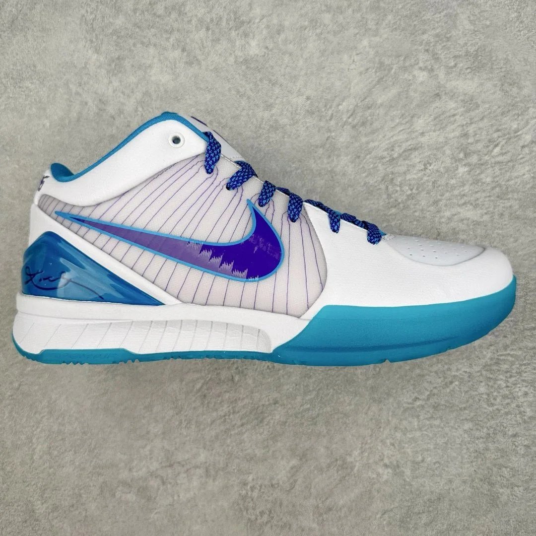 Nike Kobe basketball sneakers — Kobe 4 Draft Day