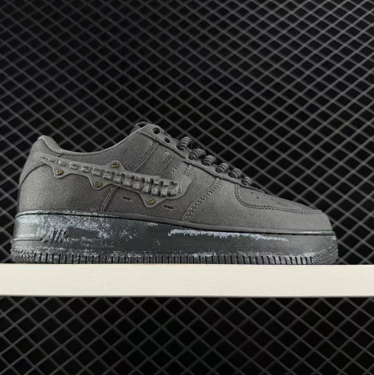 Nike Air Force 1 Low Pink Suede Sneakers - 41