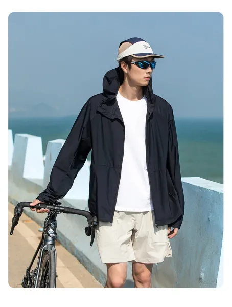 Doon Ultralight Packable Hooded Windbreaker Beige Outerwear - 18