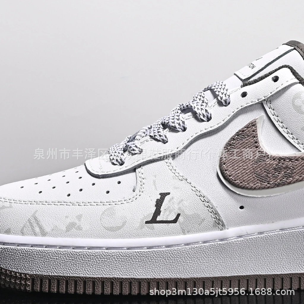 Nike Air Force 1 Low 'L' Green White Sneakers - 3