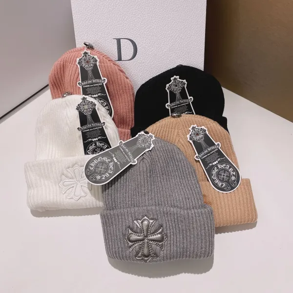 Design Slouchy Beanie with Gold Cross Brooch in Gray - 5