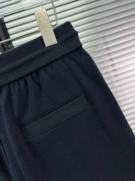 Thom Browne Four-Bar Stripe Sweatshorts - 16