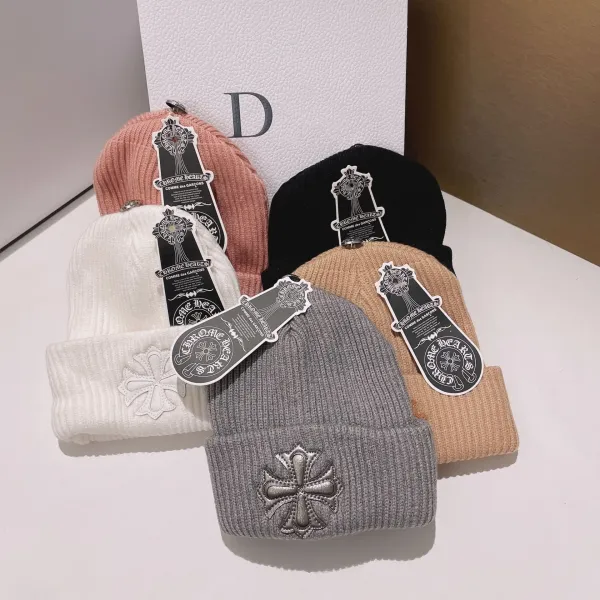 Design Slouchy Beanie with Gold Cross Brooch in Gray - 4