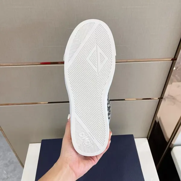 Dior B23 Oblique Gray Suede Sneakers - 11