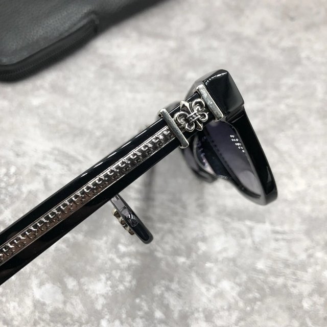 Chrome Hearts Glasses: seller detail photo 7