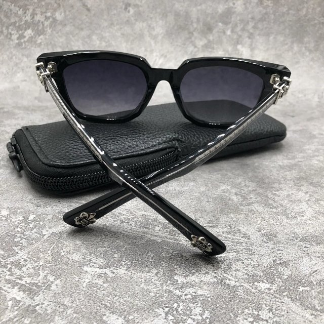 Chrome Hearts Glasses: seller detail photo 4