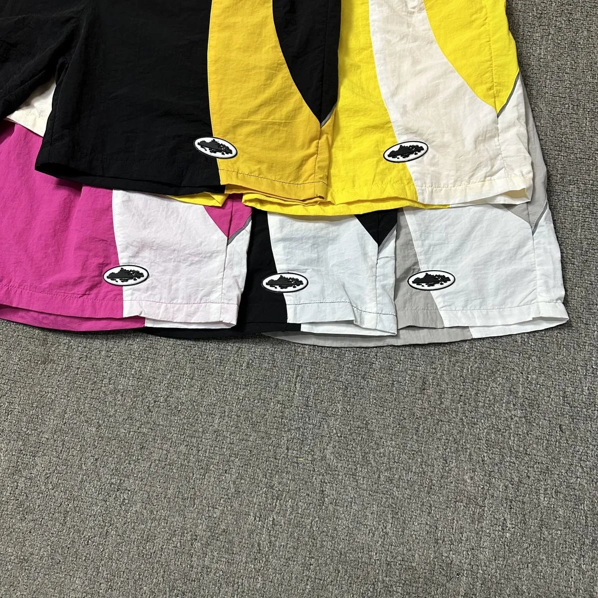 Design Color-Block Drawstring Shorts Yellow - 14