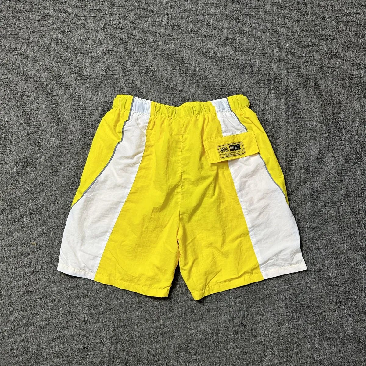 Design Color-Block Drawstring Shorts Yellow - 4