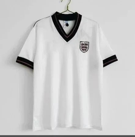 1984赛季英格兰主场复古 option