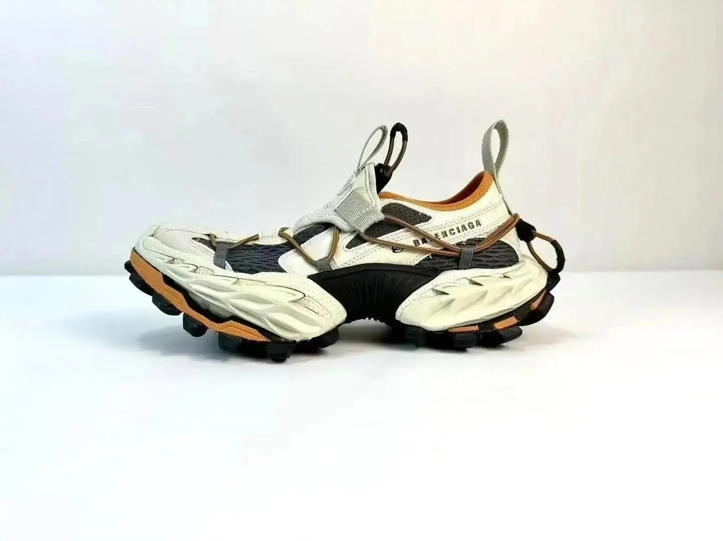 2024 New Arrival White