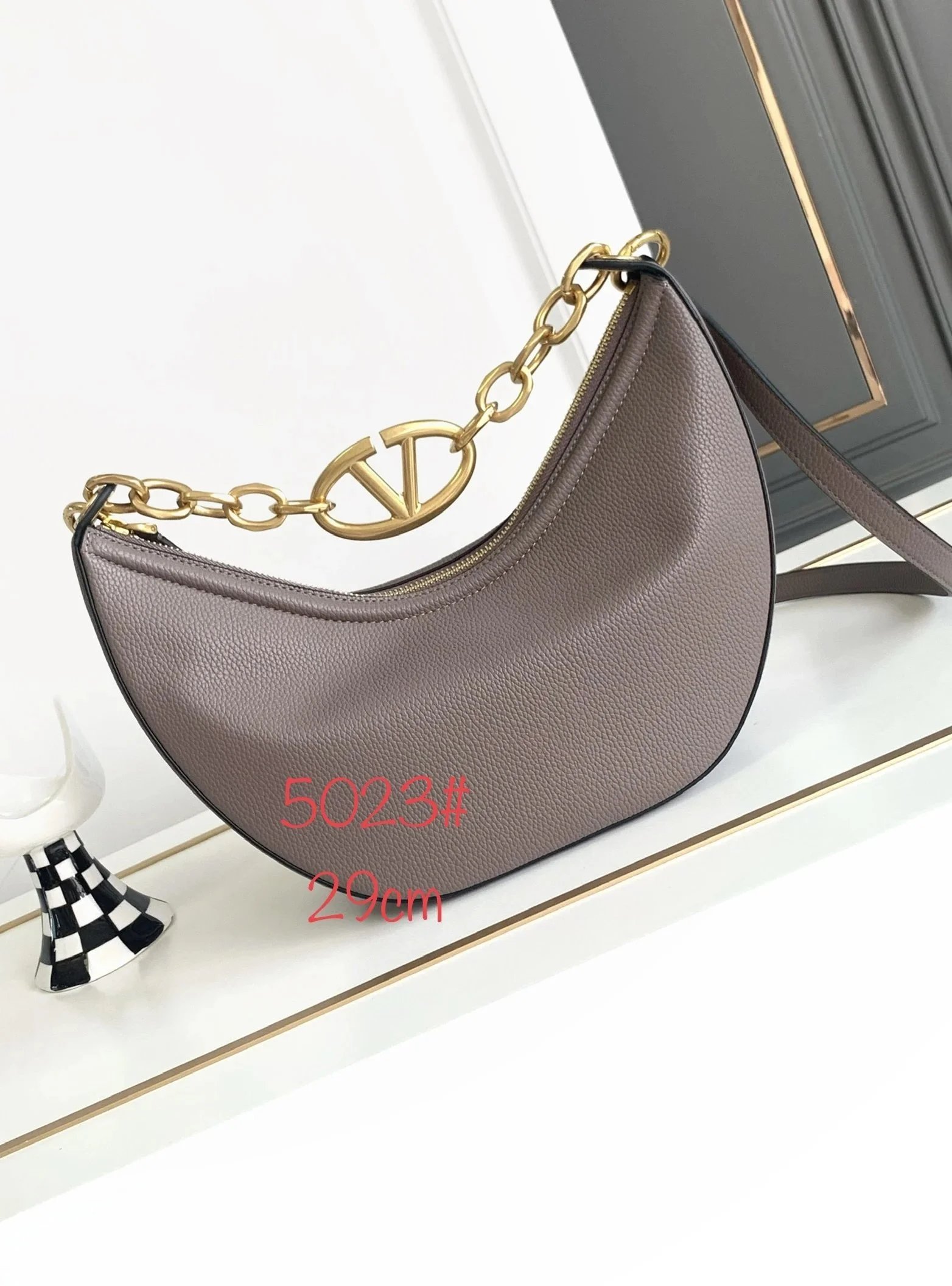29x23x11c m
