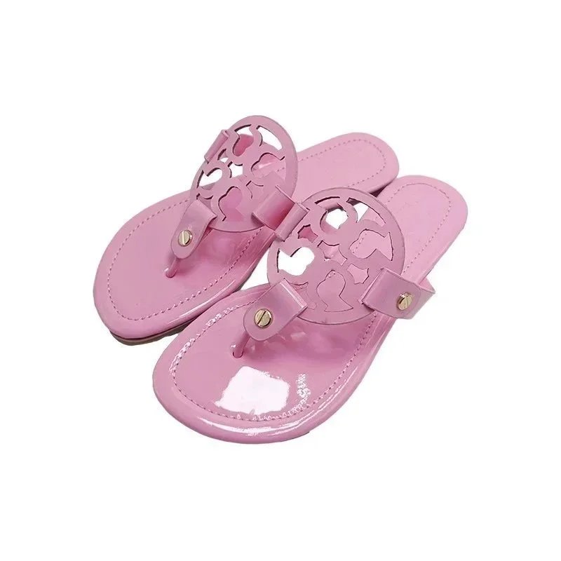 Tory Burch Slippers Rhinestone-Embellished Medallion Thong — Mirror powder – TB leather