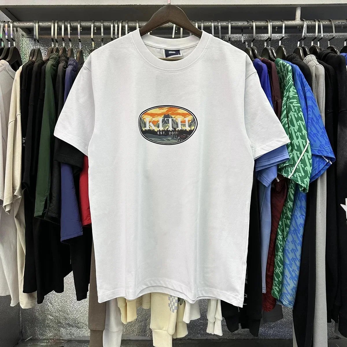 White 8039