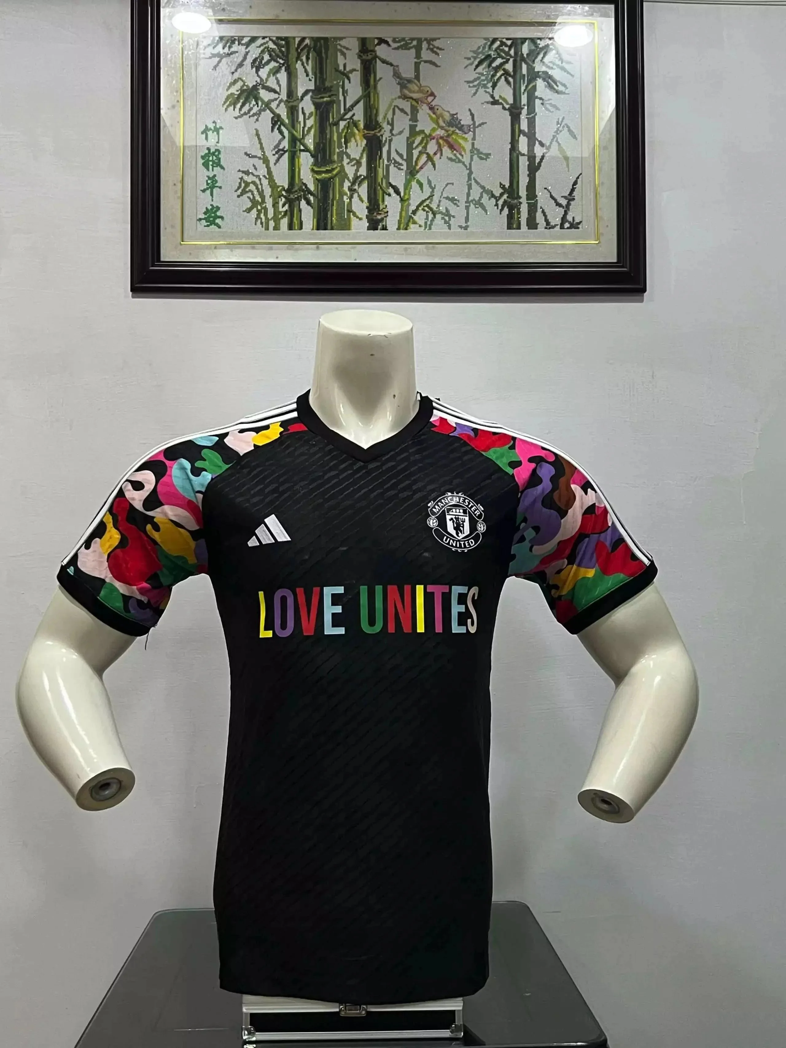 24 25 Adidas  Manchester Unite