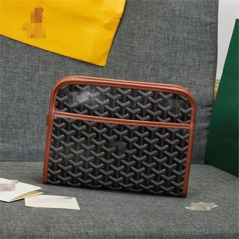 Goyard Saint-Louis Pouch - 003122