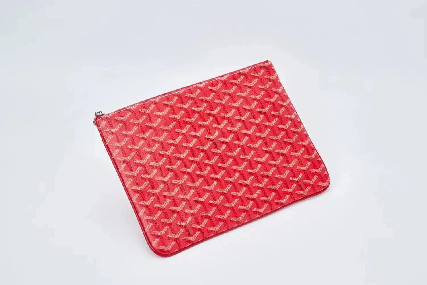 Medium size, red, 30cm