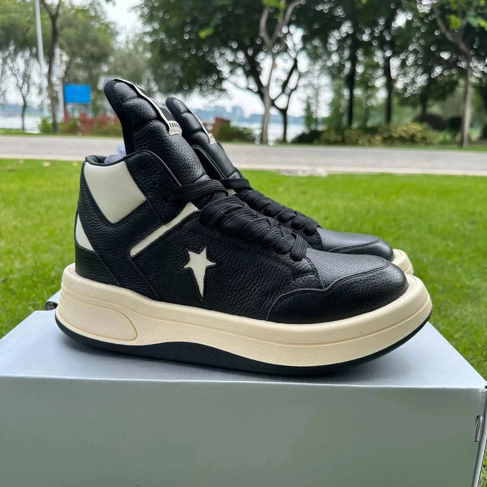10 black