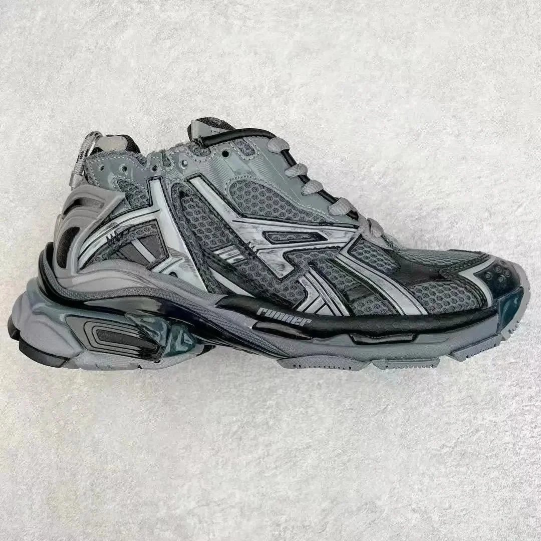 Runner  4