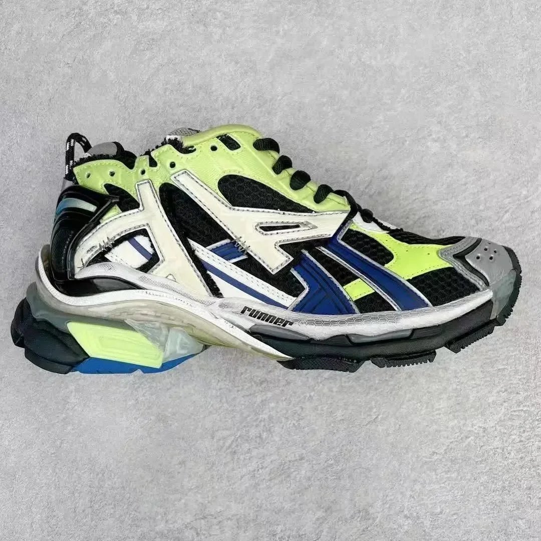 Runner  8
