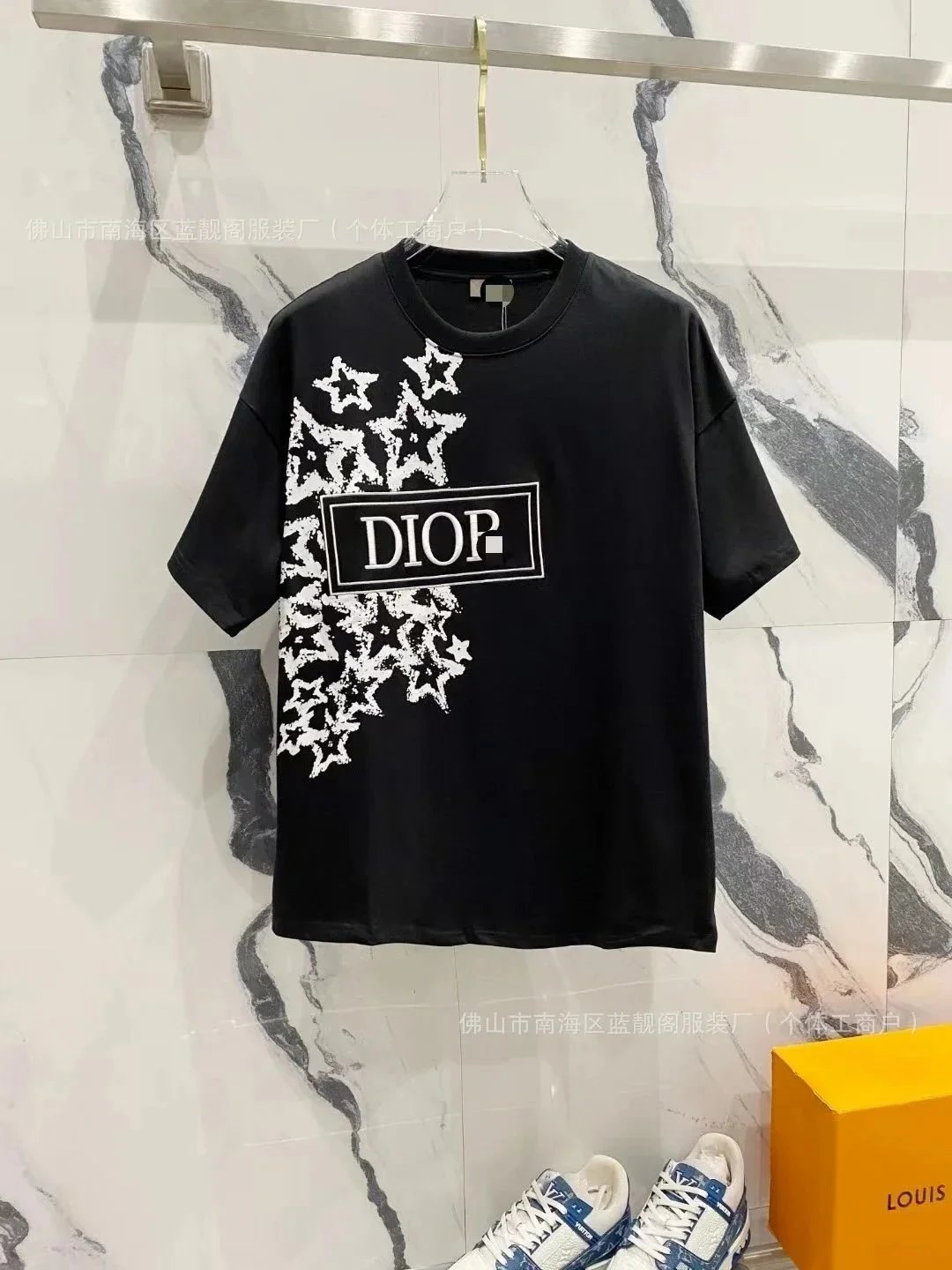 D09 black