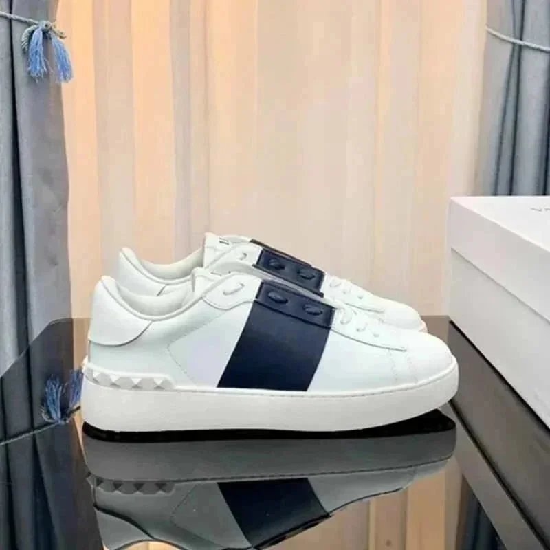 Color 5 (White + Navy Blue)
