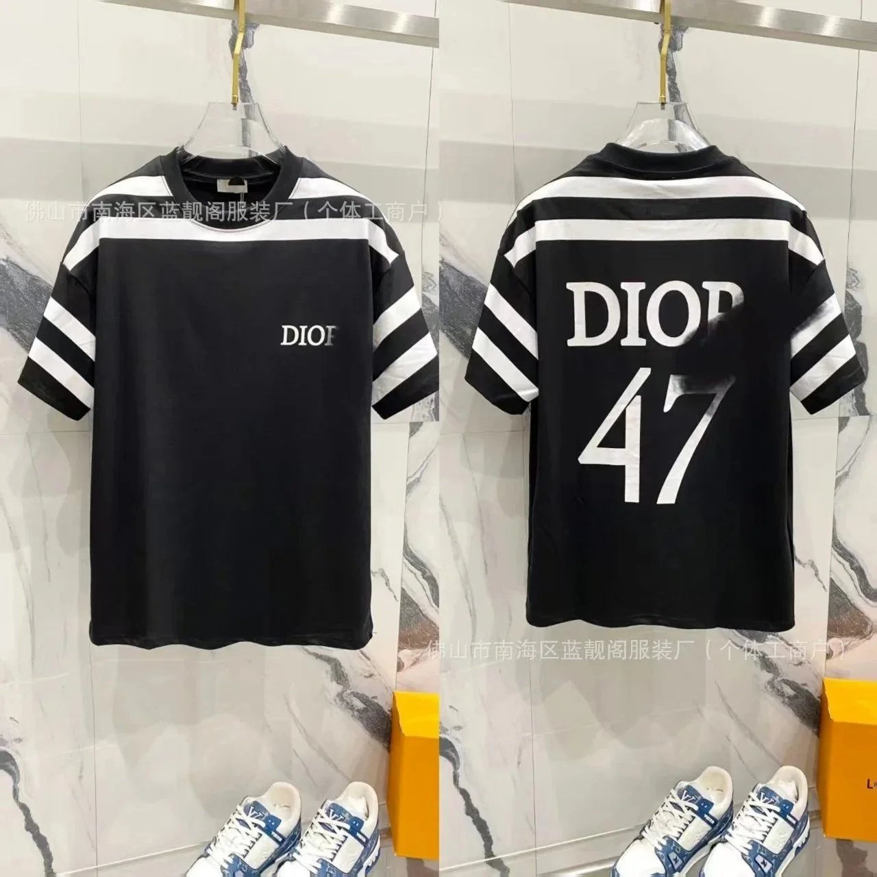 D17 Black