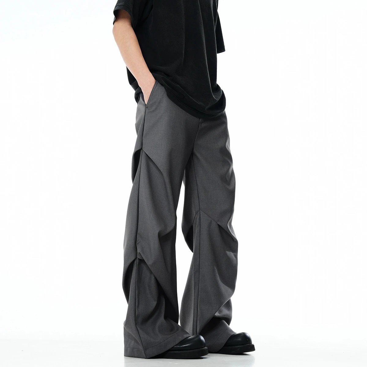 Men's And Women's Pleated Trousers