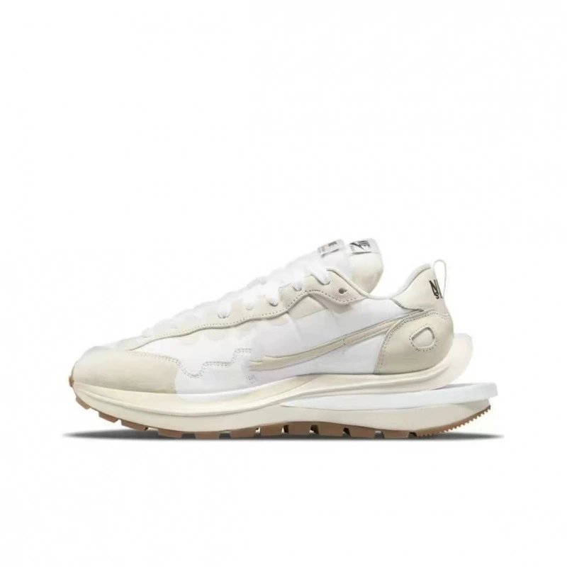 Nike Sacai Vaporwaffle Sneakers