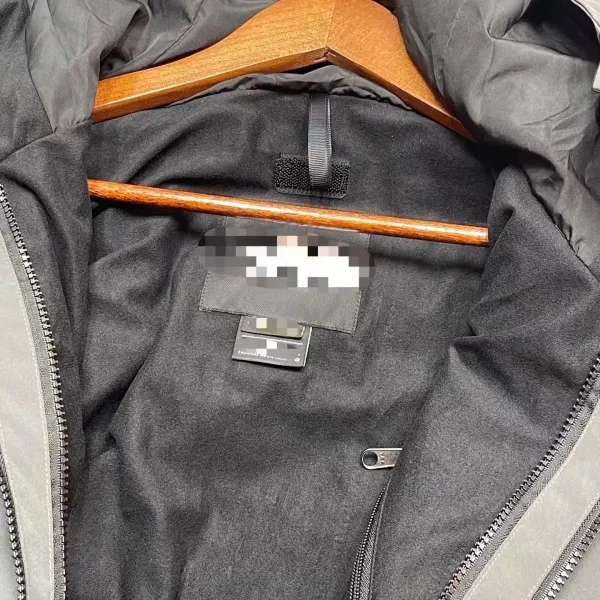 The North Face Venture Jacket Gore-Tex Waterproof Shell - 21