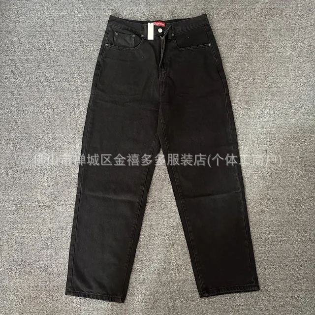 Supreme Jeans Baggy washed with embroidered back pocket logo product detail image 10
