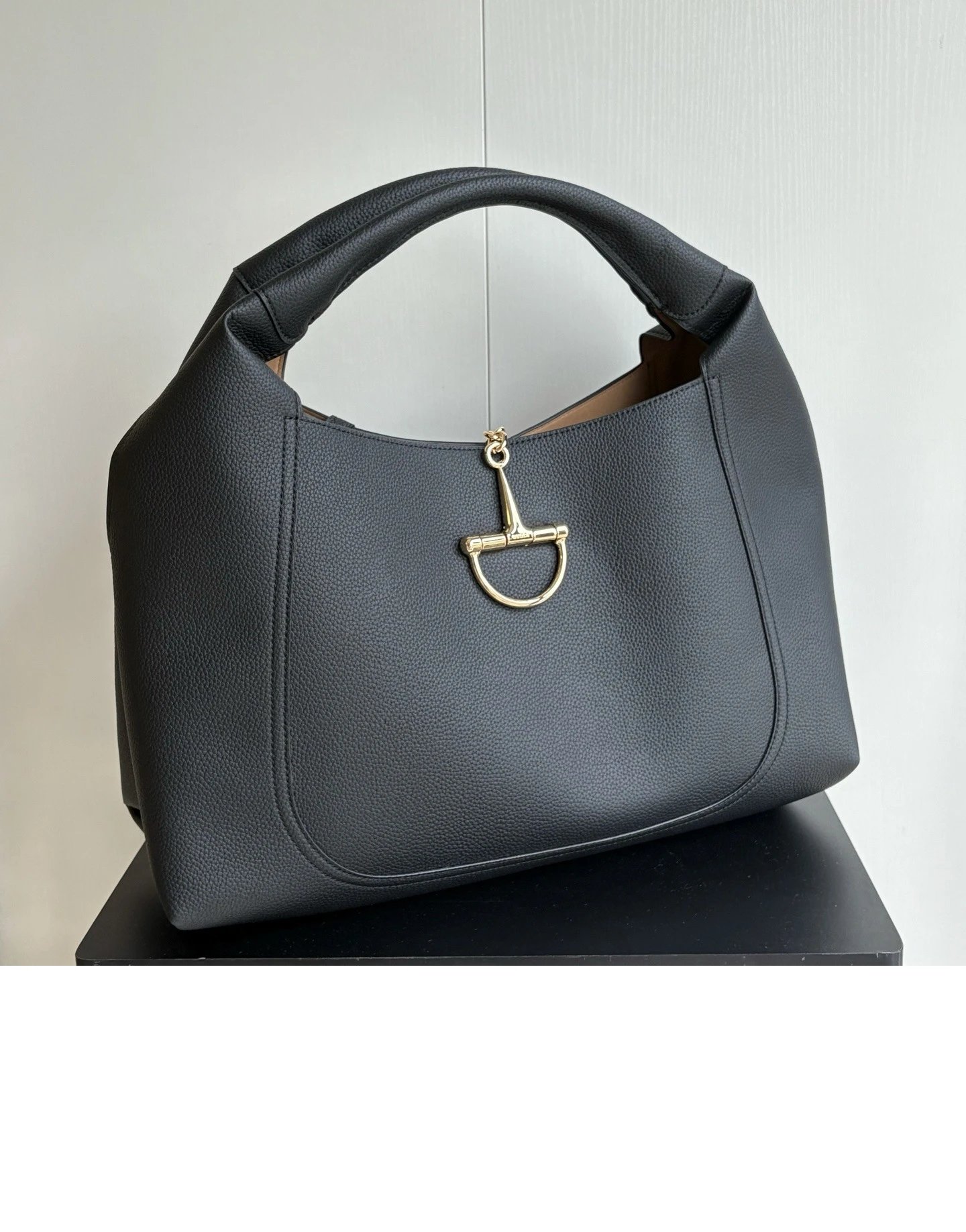 Gucci Jackie 1961 Small Black Grainy Leather Hobo Bag - 31